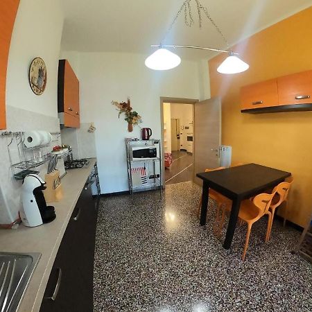 Apartment Gentile A 200 Metri Dal Mare Albissola Marina Luaran gambar